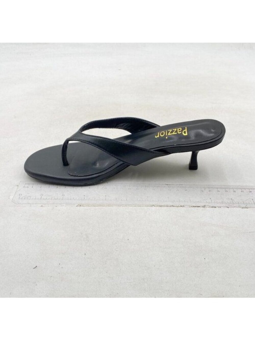 Pazzion Black Flip Flops Open Toe Low Heels Thong Sandals Casual Daily Shoes